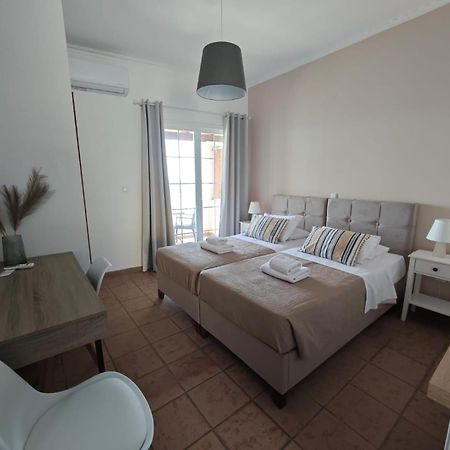 Nereides Apartments Agios Gordios  Ngoại thất bức ảnh