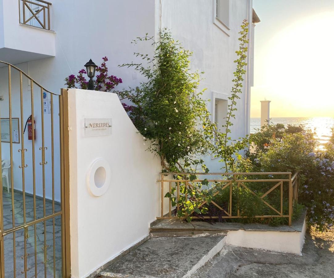 Nereides Apartments Agios Gordios  Ngoại thất bức ảnh
