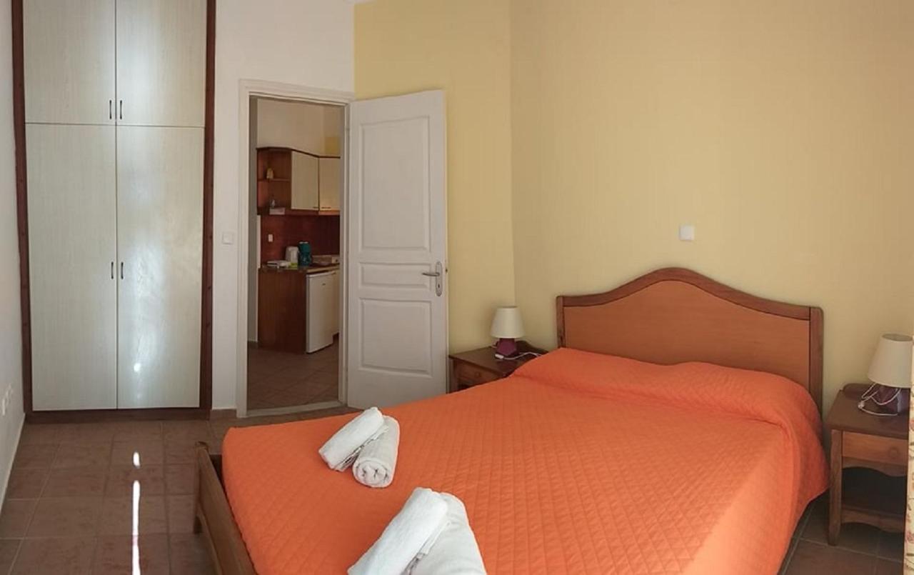 Nereides Apartments Agios Gordios  Ngoại thất bức ảnh