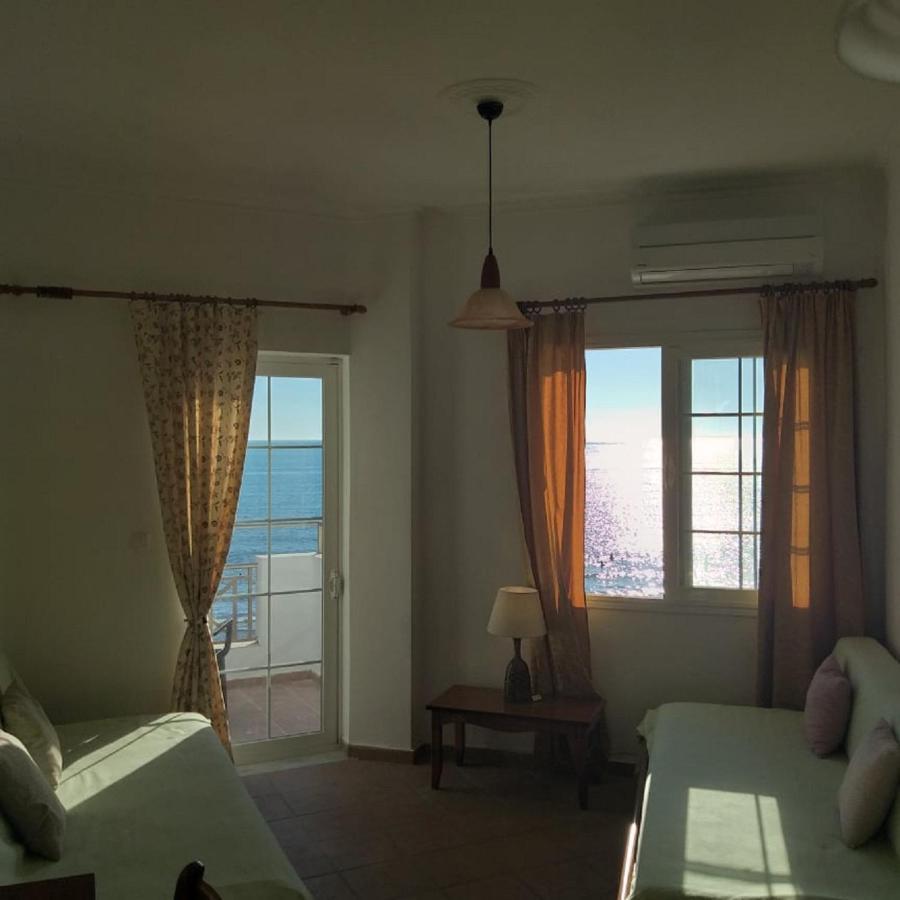 Nereides Apartments Agios Gordios  Ngoại thất bức ảnh