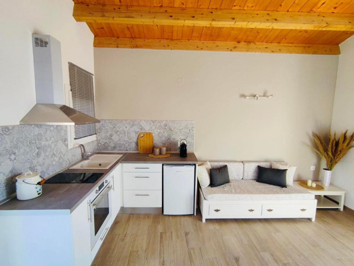 Nereides Apartments Agios Gordios  Ngoại thất bức ảnh