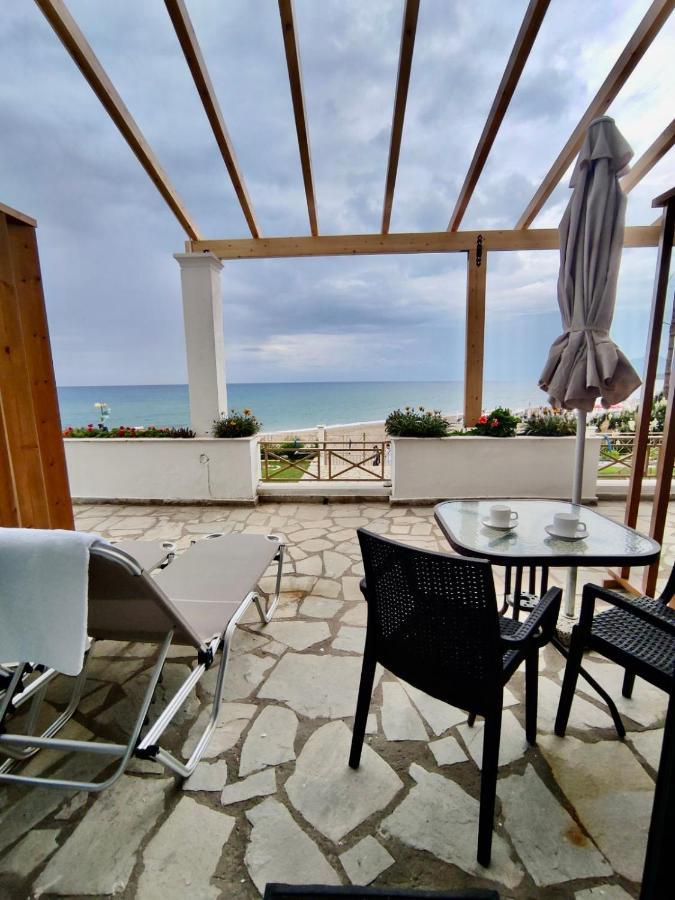 Nereides Apartments Agios Gordios  Ngoại thất bức ảnh