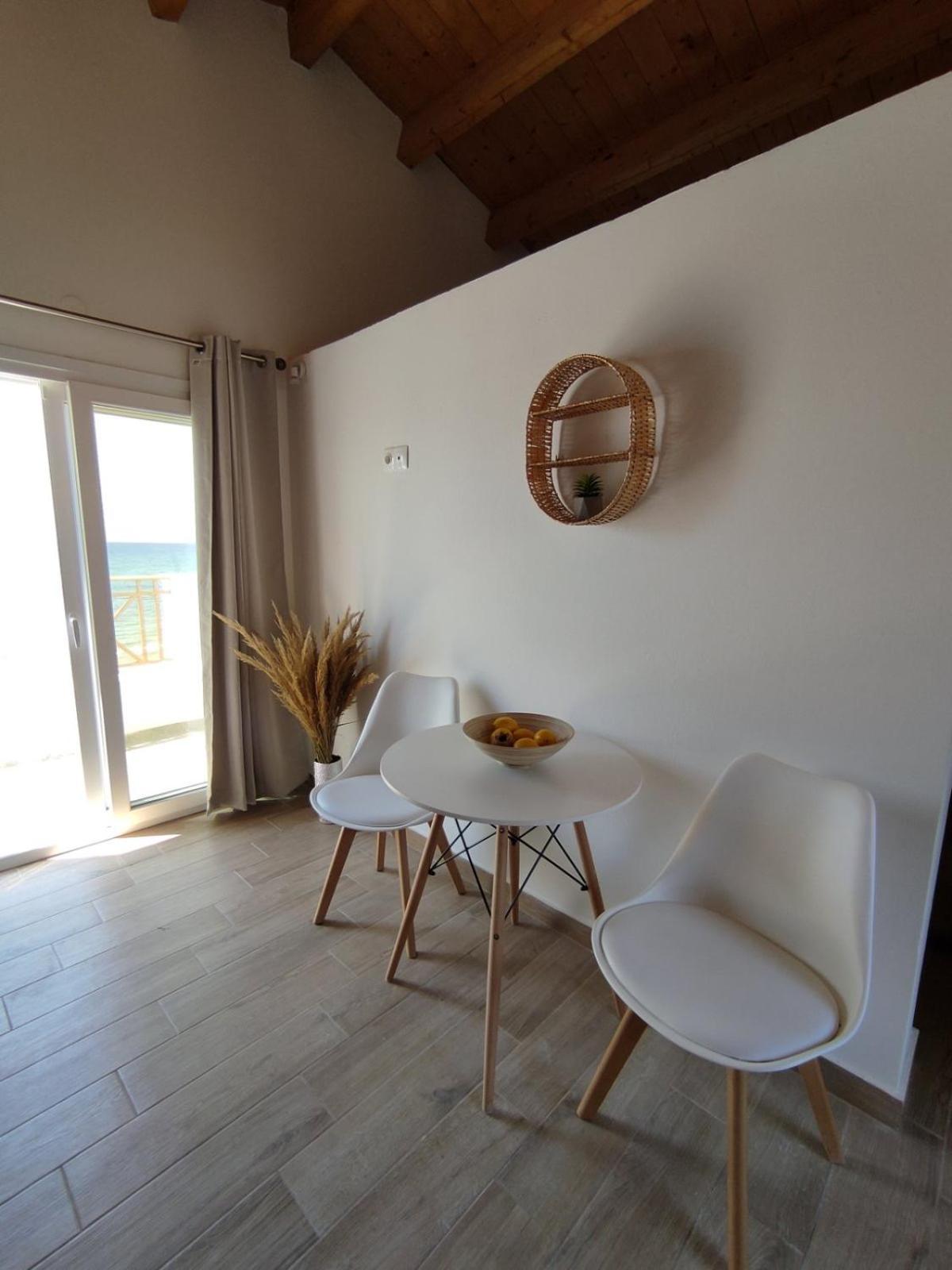 Nereides Apartments Agios Gordios  Ngoại thất bức ảnh