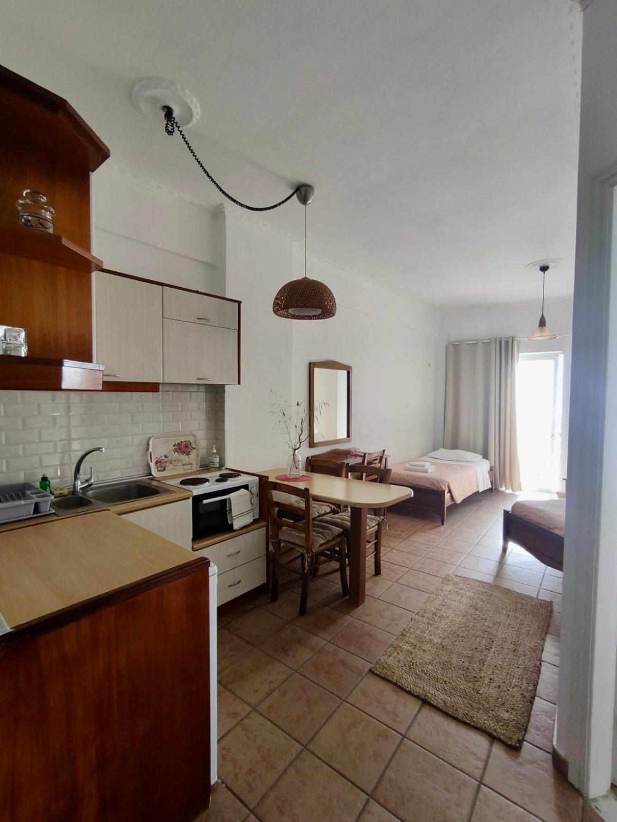 Nereides Apartments Agios Gordios  Ngoại thất bức ảnh