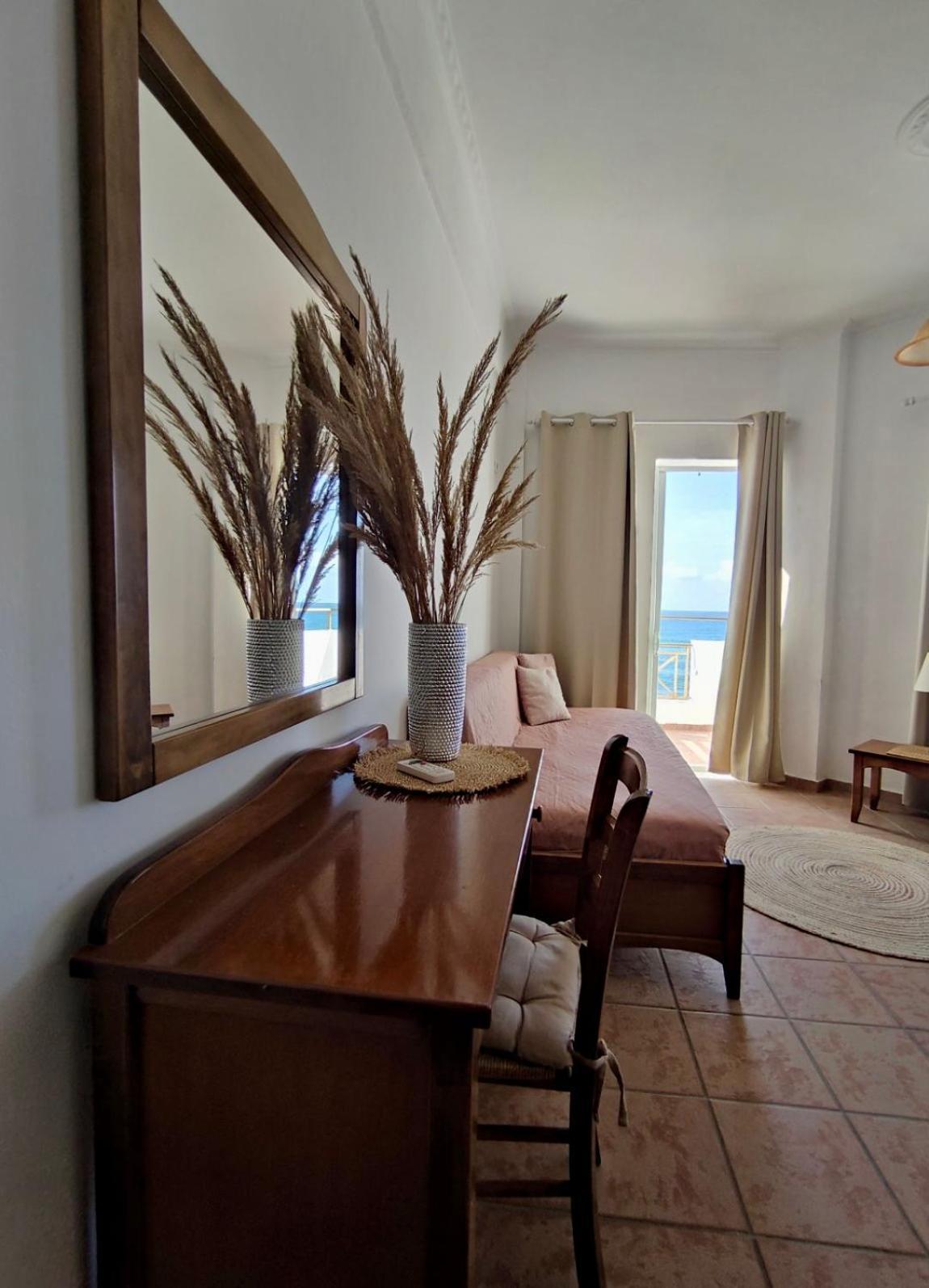 Nereides Apartments Agios Gordios  Ngoại thất bức ảnh