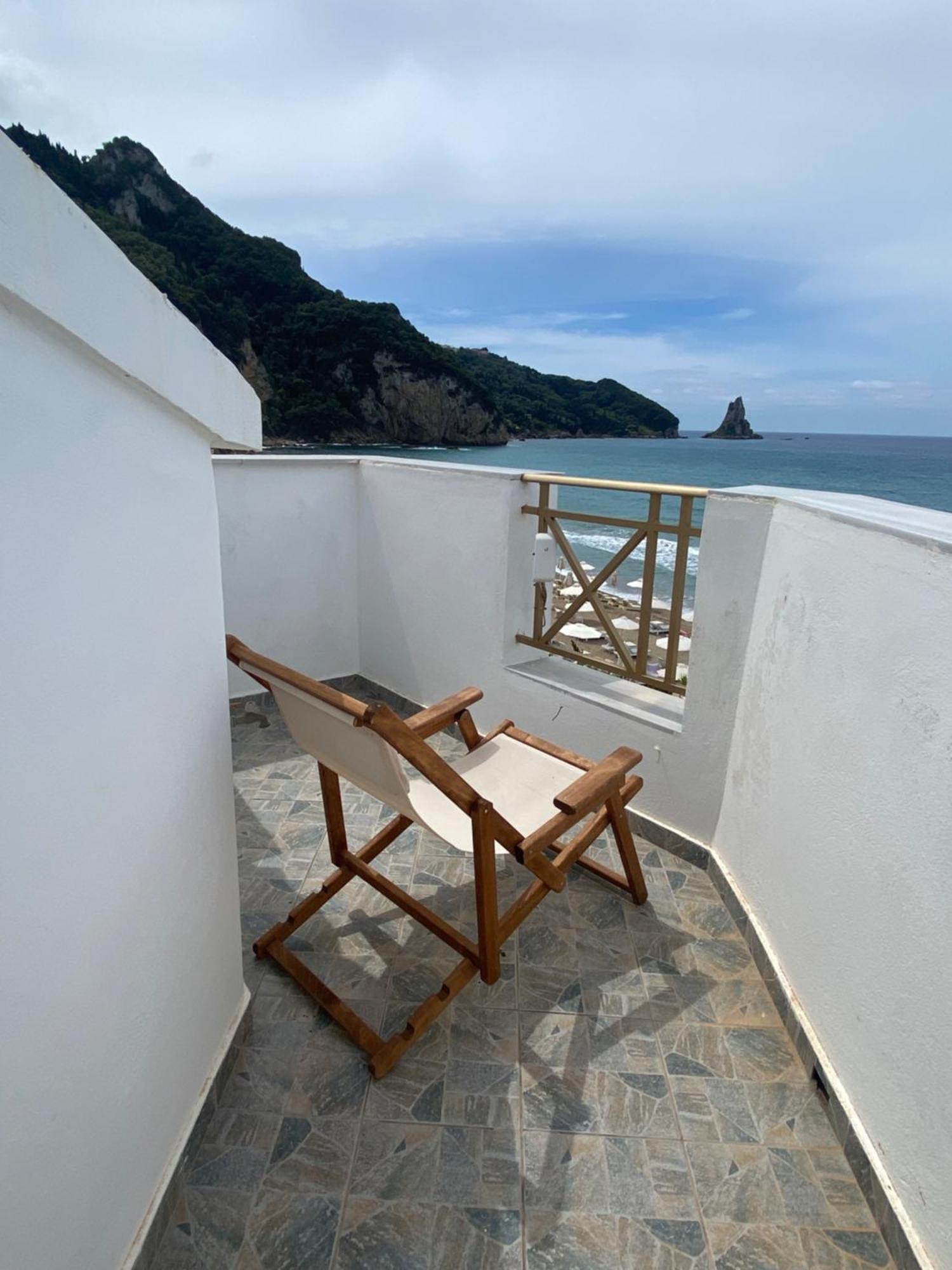 Nereides Apartments Agios Gordios  Ngoại thất bức ảnh