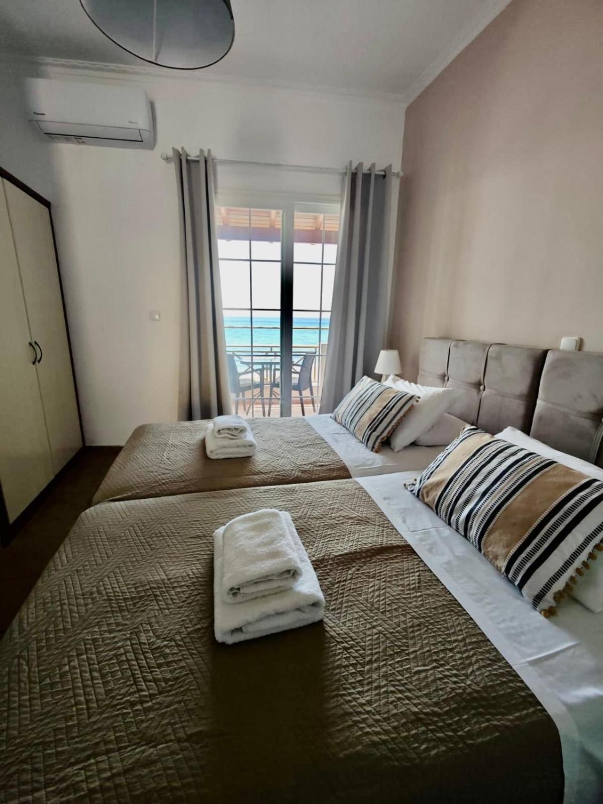Nereides Apartments Agios Gordios  Ngoại thất bức ảnh