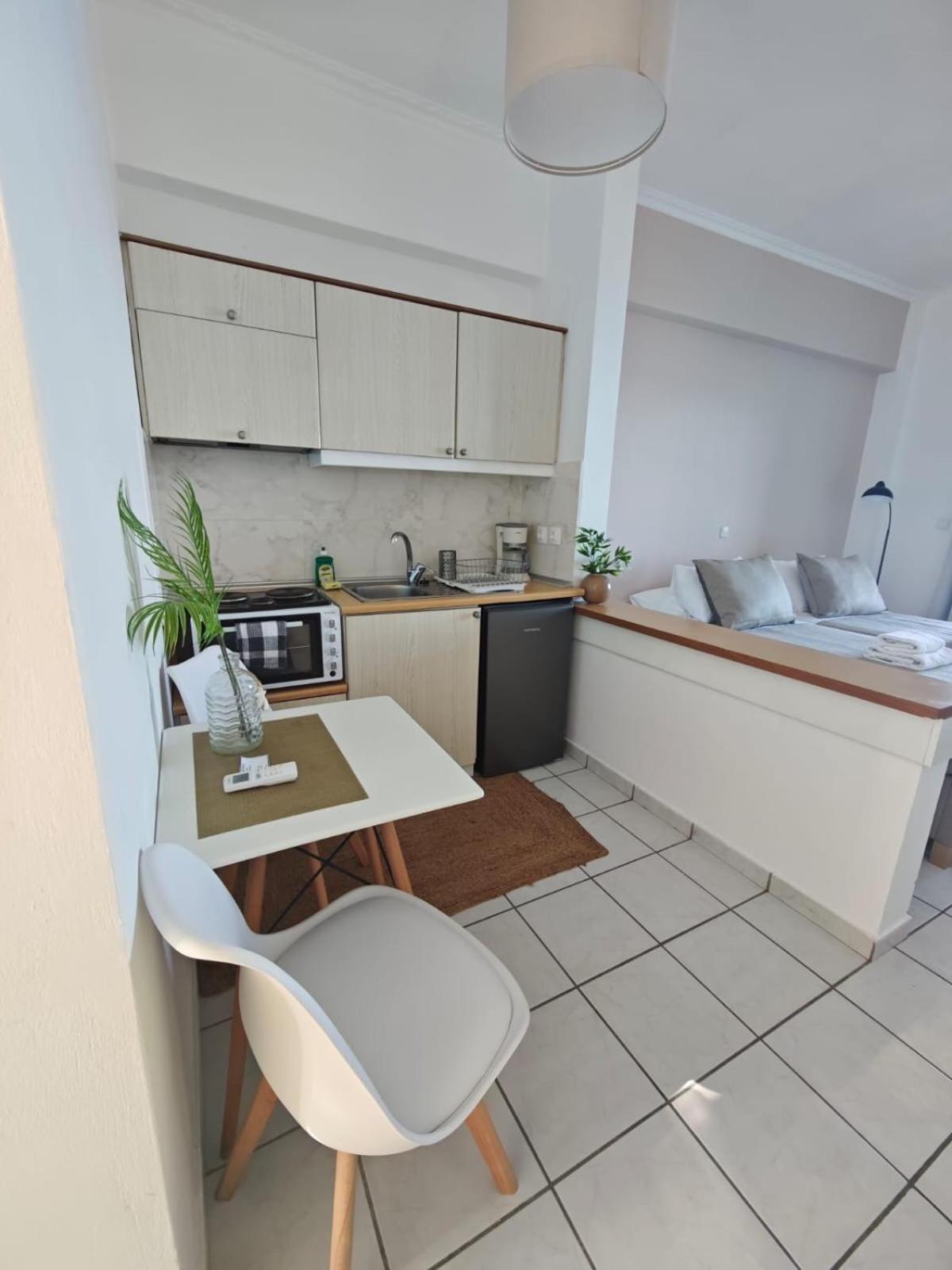 Nereides Apartments Agios Gordios  Ngoại thất bức ảnh